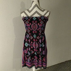 Geometric summer dress.